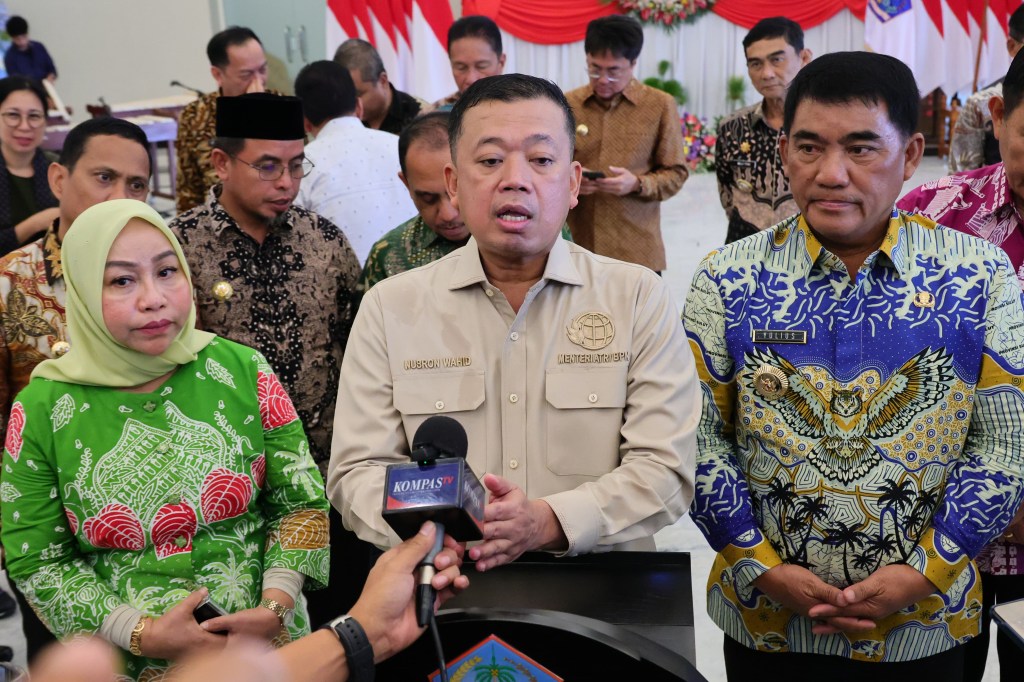 Rakor dengan Pemda, Menteri Nusron Bersama Kepala Daerah Se-Sulawesi Utara Sepakat Menjaga Ekosistem Tata&nbsp;Ruang