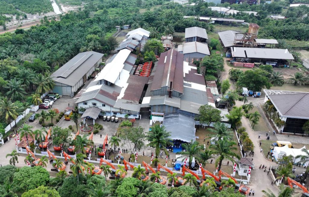 Menteri Nusron Dampingi Presiden Prabowo Saksikan Penyerahan Barang Rampasan Negara kepada PT Timah&nbsp;Tbk