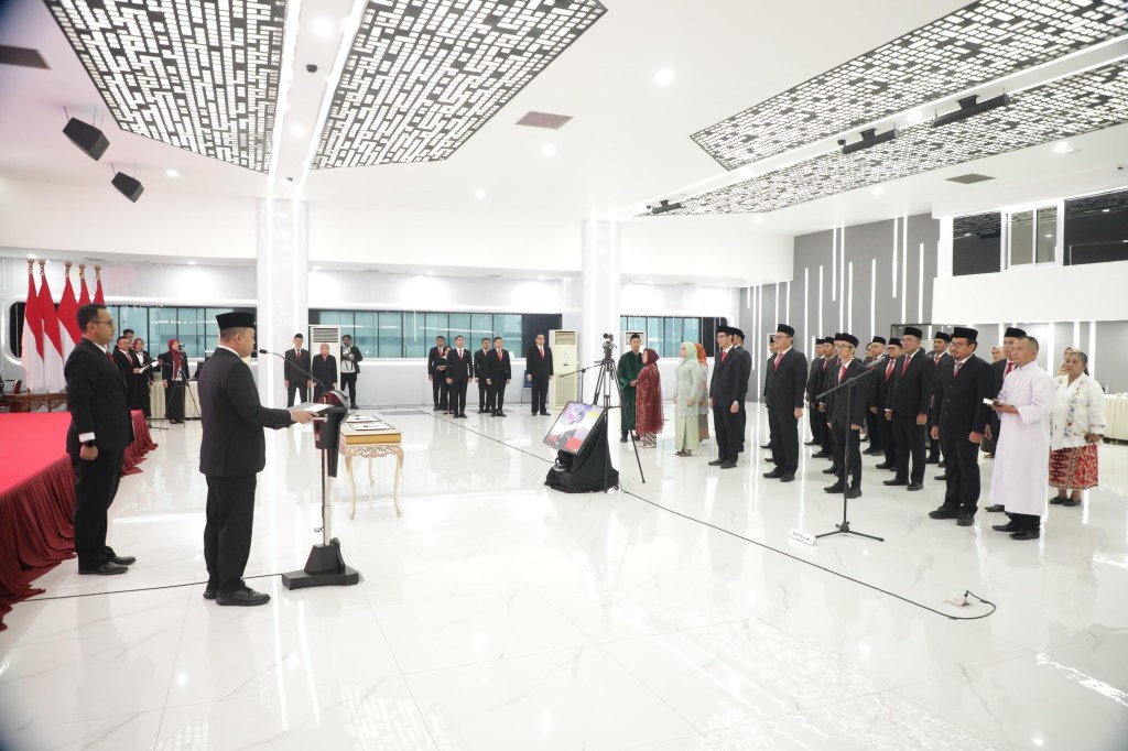 Lantik 804 Pejabat, Menteri Nusron: Pelantikan Berkala Cerminkan Organisasi yang&nbsp;Sehat