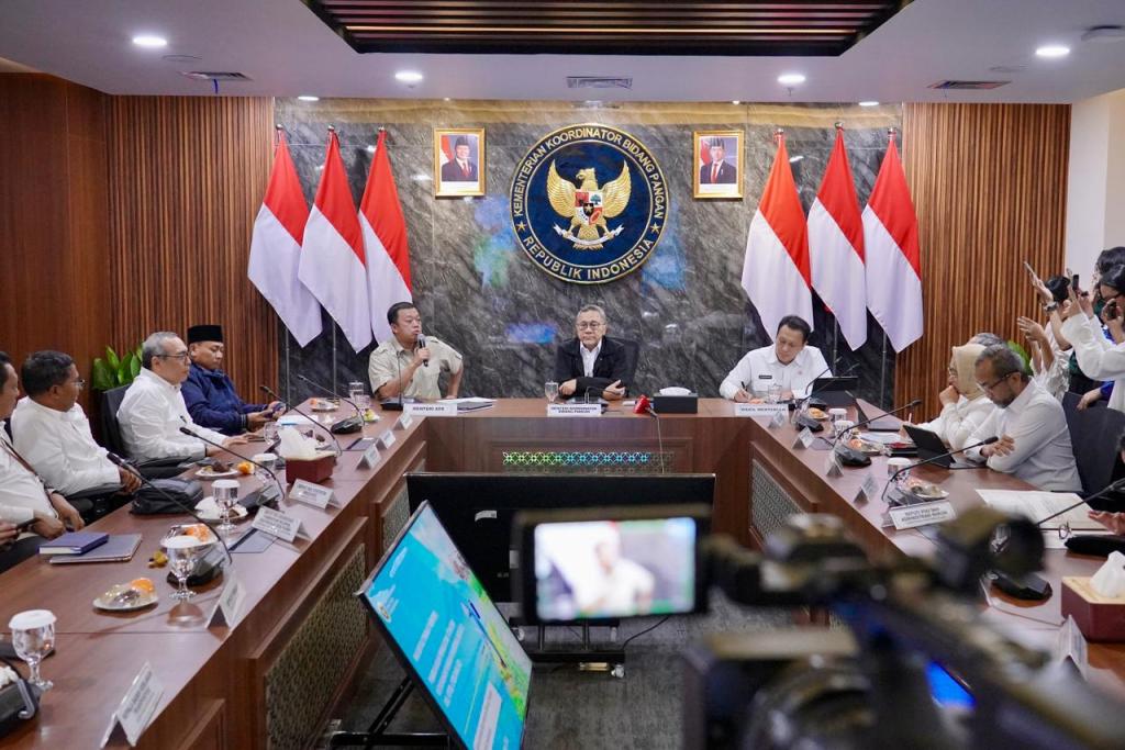 Jadi Ketua Harian Tim Percepat Penetapan LP2B, Menteri Nusron: Ketahanan Pangan Terjaga dan Lahan Pertanian Tidak&nbsp;Tergerus