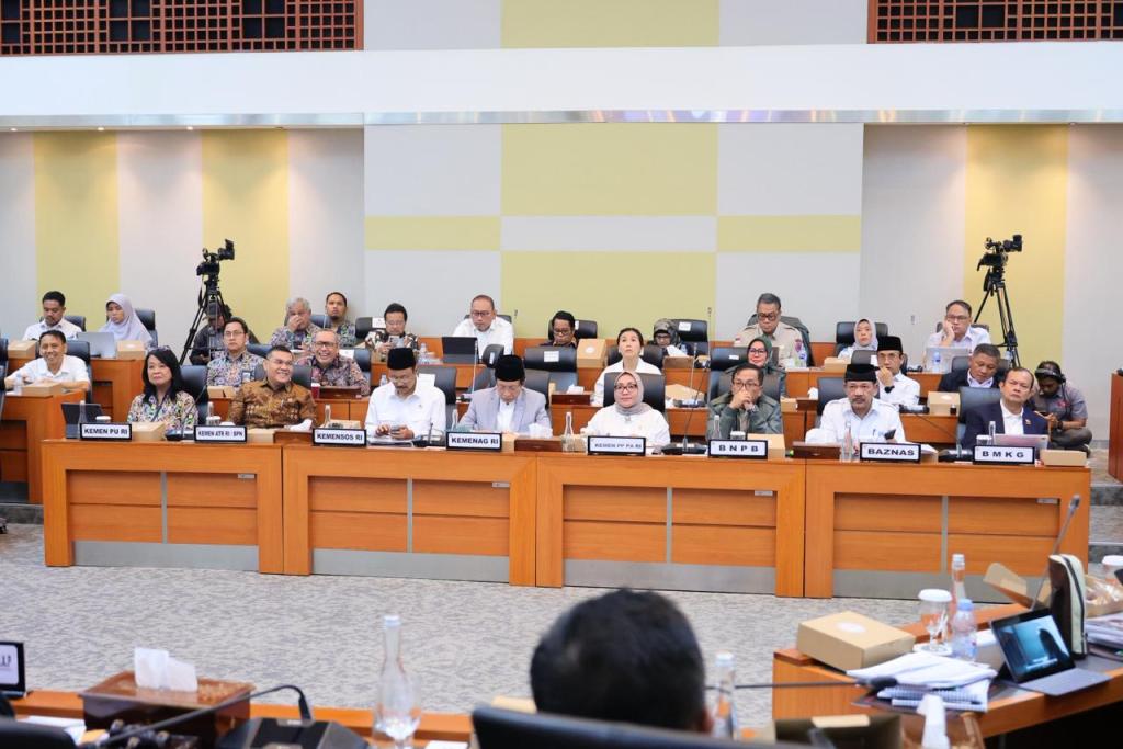 Wamen Ossy Sampaikan Peran Tata Ruang Berbasis Disaster Risk Reduction untuk Hadapi Potensi dan Kerugian Akibat Bencana&nbsp;Alam