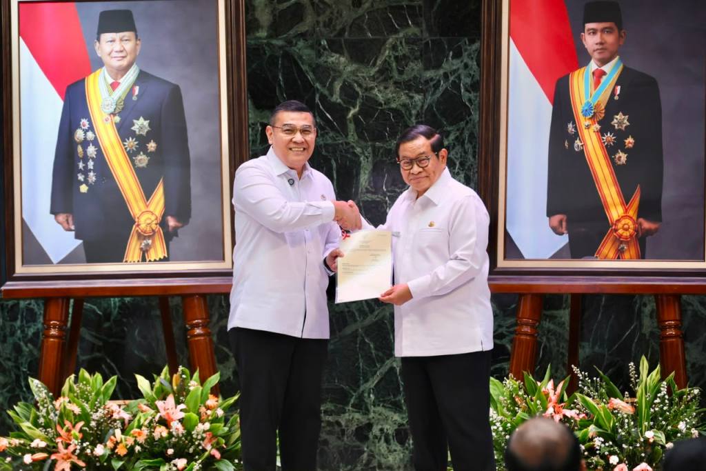 Wamen ATR/BPN Serahkan Sertipikat Hak Pakai atas nama Pemprov DKI&nbsp;Jakarta